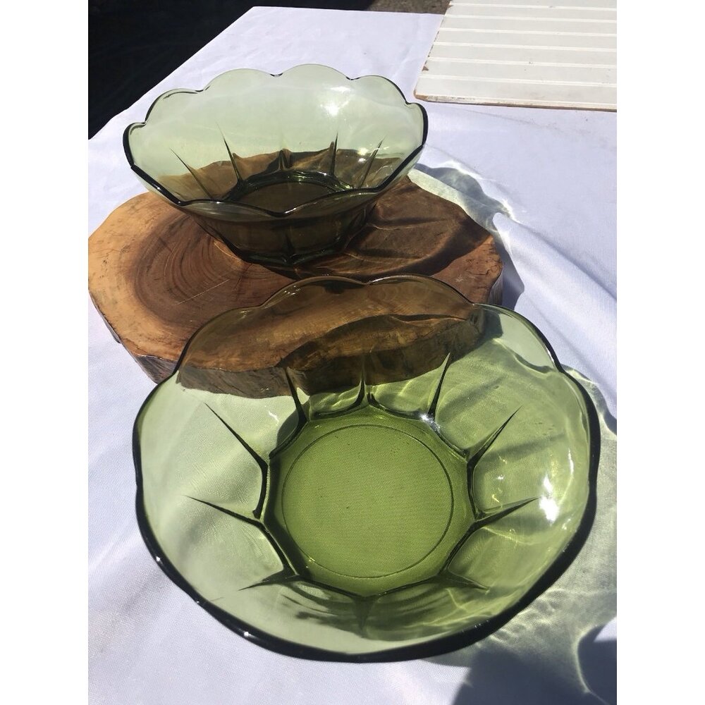 Vtg MCM Anchor Hocking Green Scalloped Serving Salad Fruit Bowl Green Avocado 8"